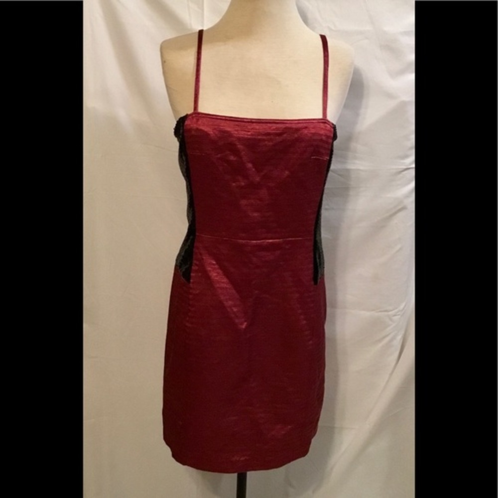 Very J Sleeveless Maroon & Black Sequined Dress